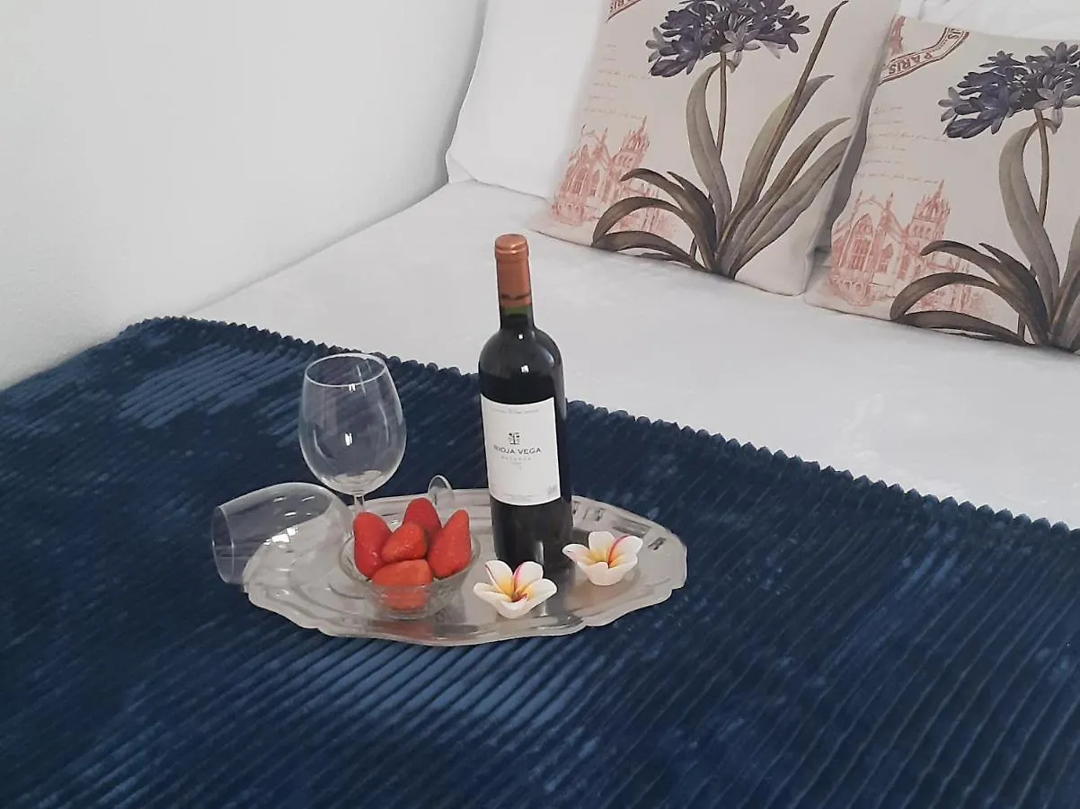 בית אירוח Habitacion Avilena Tropical En Aguadulce ספרד